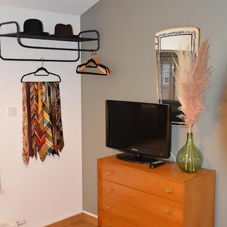 Mezieres, Ravissante Suite. Lejlighed